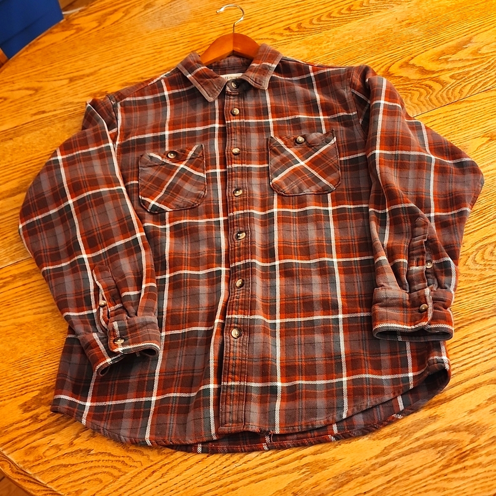 Ruff Hewn 100% cotton flannel long sleeve shirt